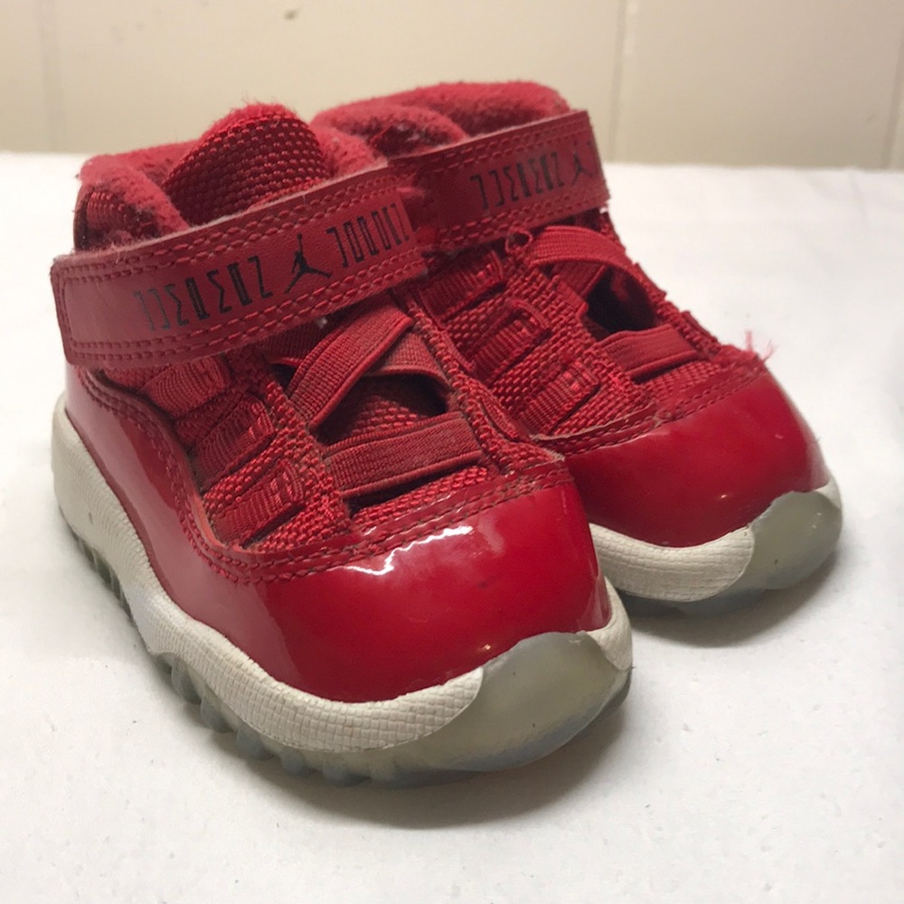 Toddler Air Jordan 11 retro size 3C win like ‘96